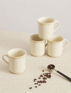 Mugs en grès (lot de 4) de Maison Madison