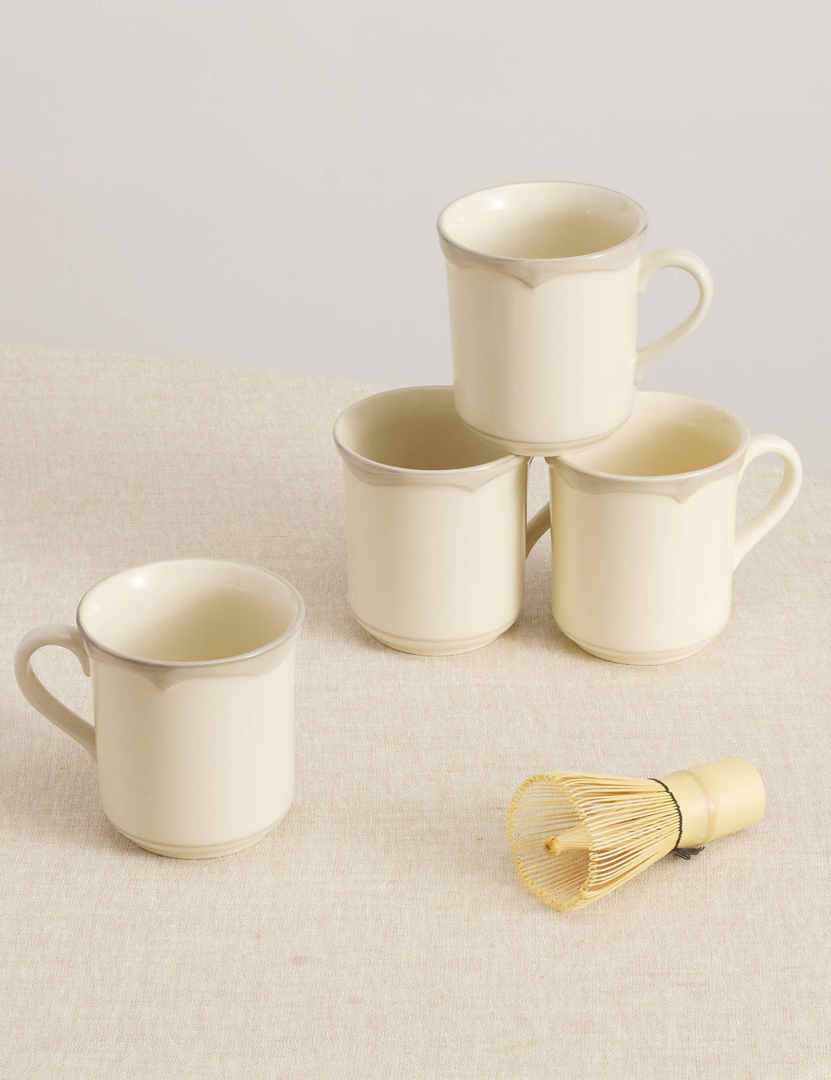 Mugs en grès (lot de 4) de Maison Madison